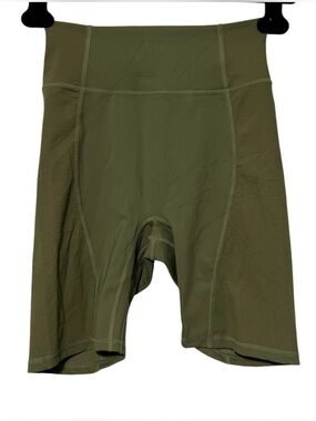 🆕 HALARA Biker 7" Inseam High Rise Shorts